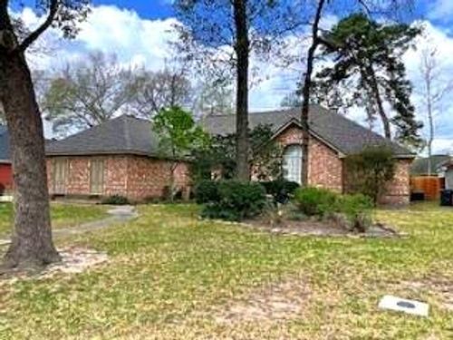 18 Windsor Drive, Conroe, TX, 77304 | Card Image
