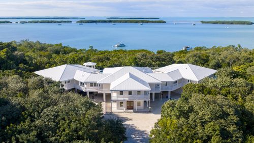 81486 Overseas Hwy, Islamorada, FL, 33036-3702 | Card Image