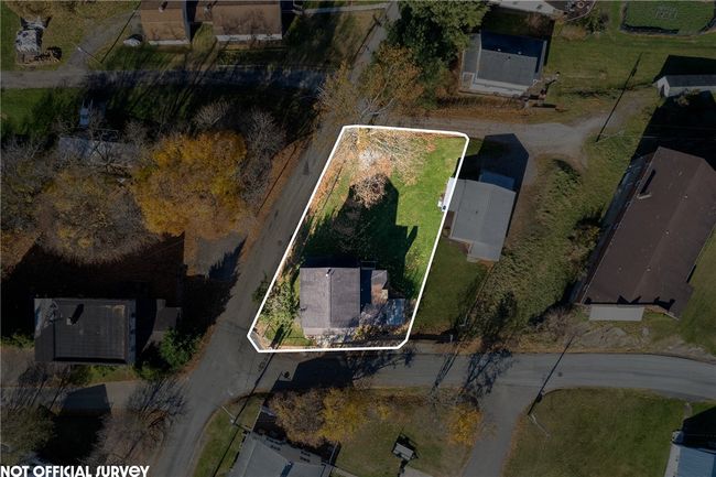 52 Grant St, House other with 3 bedrooms, 2 bathrooms and null parking in Cokeburg PA | Image 29