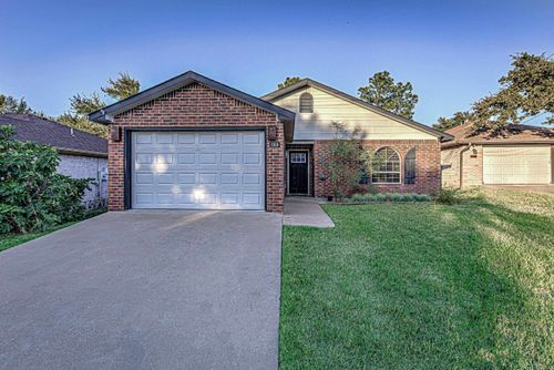 1916 Mc Arthur Ave, Kingsland, TX, 78639-4295 | Card Image