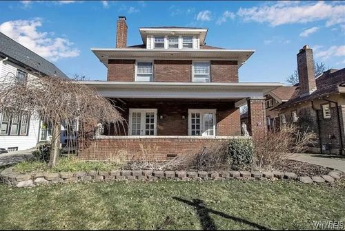 650 Orchard Pkwy, Niagara Falls, NY, 14301-1012 | Card Image