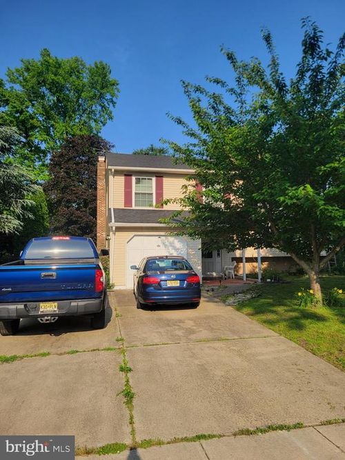 34 Edinburgh Rd, BLACKWOOD, NJ, 08012-4557 | Card Image