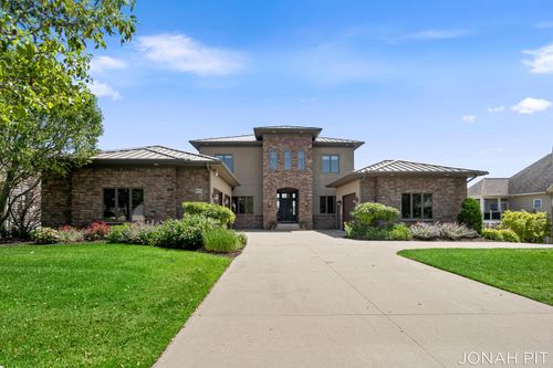 5714 Nelson Dr, Hudsonville, MI, 49426-7578 | Card Image