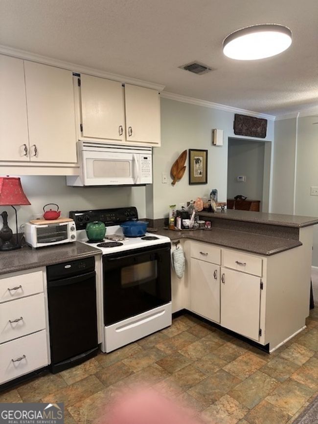 584 High Point North Rd, Condo with 2 bedrooms, 2 bathrooms and null parking in Macon GA | Image 10