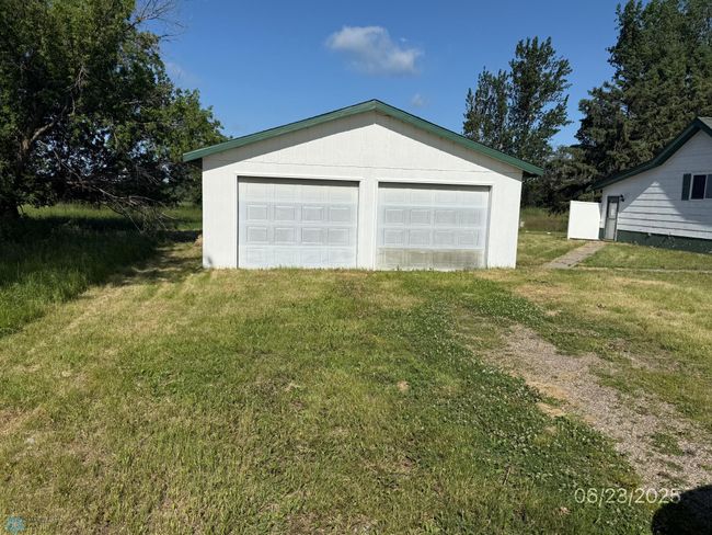 Garage | Image 4