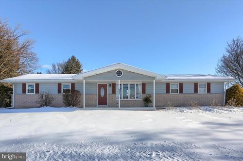 745 Longs Gap Rd, Carlisle, PA, 17013-8506 | Card Image