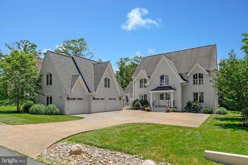 7315 Westerly Ln, Mclean, VA, 22101-2612 | Card Image
