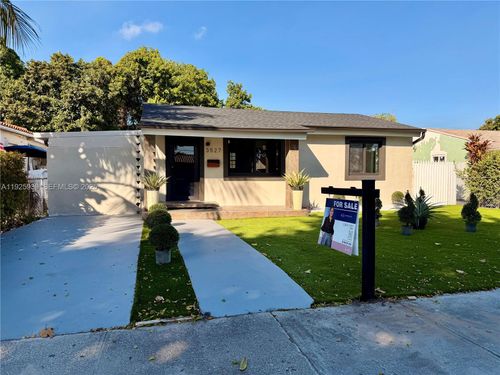 3527 Nw 17th St, Miami, FL, 33125-1745 | Card Image