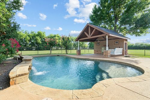 2505 Winthrop Hill Rd, Argyle, TX, 76226-1553 | Card Image