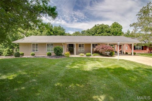 36 Oakwood Pl, Jerseyville, IL, 62052-1102 | Card Image
