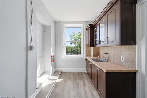 a-117 Grand River Street N, Paris, ON, N3L2M4 | Card Image