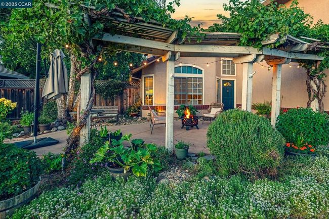 42 Alysia Ct, House other with 4 bedrooms, 3 bathrooms and 2 parking in Livermore CA | Image 8