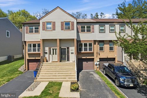 225 Birch Dr, LAFAYETTE HILL, PA, 19444-2103 | Card Image