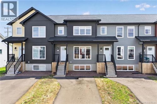 414 Damien St, Dieppe, NB, E1A0H3 | Card Image