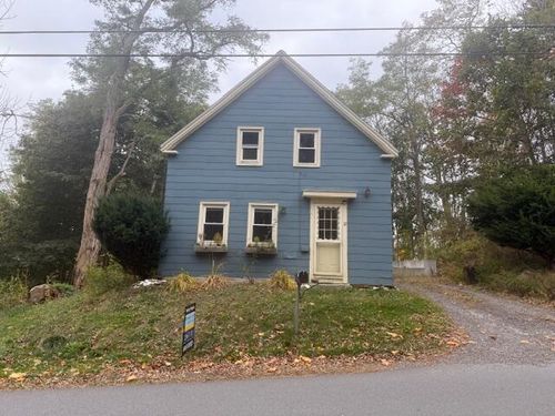 32 Grove Street, Rockport, ME, 04856 | Card Image