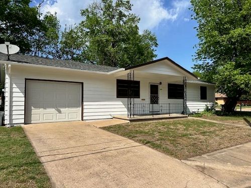 322 S F St, Wellington, KS, 67152-3116 | Card Image