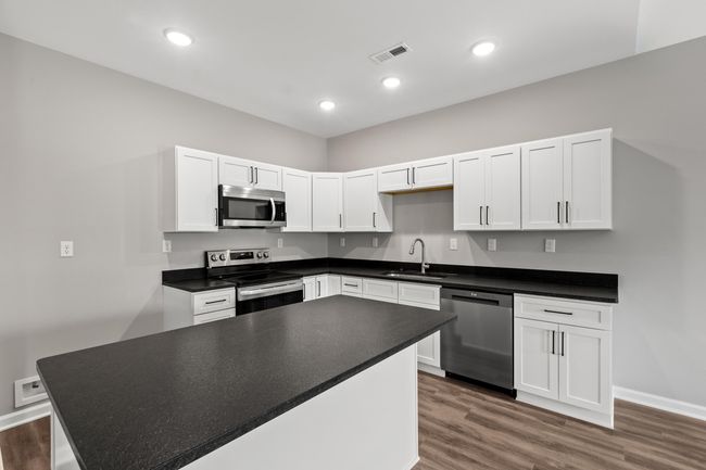 Kitchen | Image 15