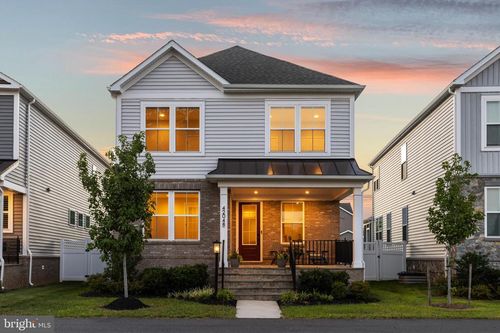 42048 Creighton Rd, ASHBURN, VA, 20148-6488 | Card Image