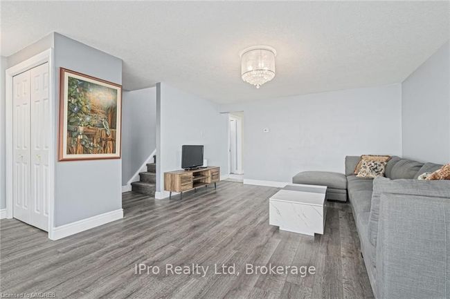 6 The Greenway, House attached with 3 bedrooms, 3 bathrooms and 3 parking in Cambridge ON | Image 7