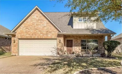 2204 Carlisle Ct, College Station, TX, 77845-8808 | Card Image