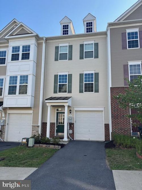 247 Schramm Loop, STEPHENS CITY, VA, 22655-6003 | Card Image