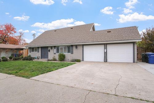 1805 E Orangeburg Avenue, Modesto, CA, 95355 | Card Image