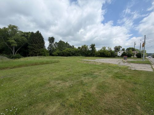 1910 Horton Rd, Jackson, MI, 49203-5520 | Card Image