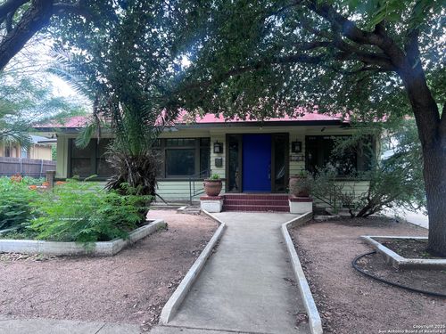 1024 W Mistletoe Ave, San Antonio, TX, 78201-5651 | Card Image