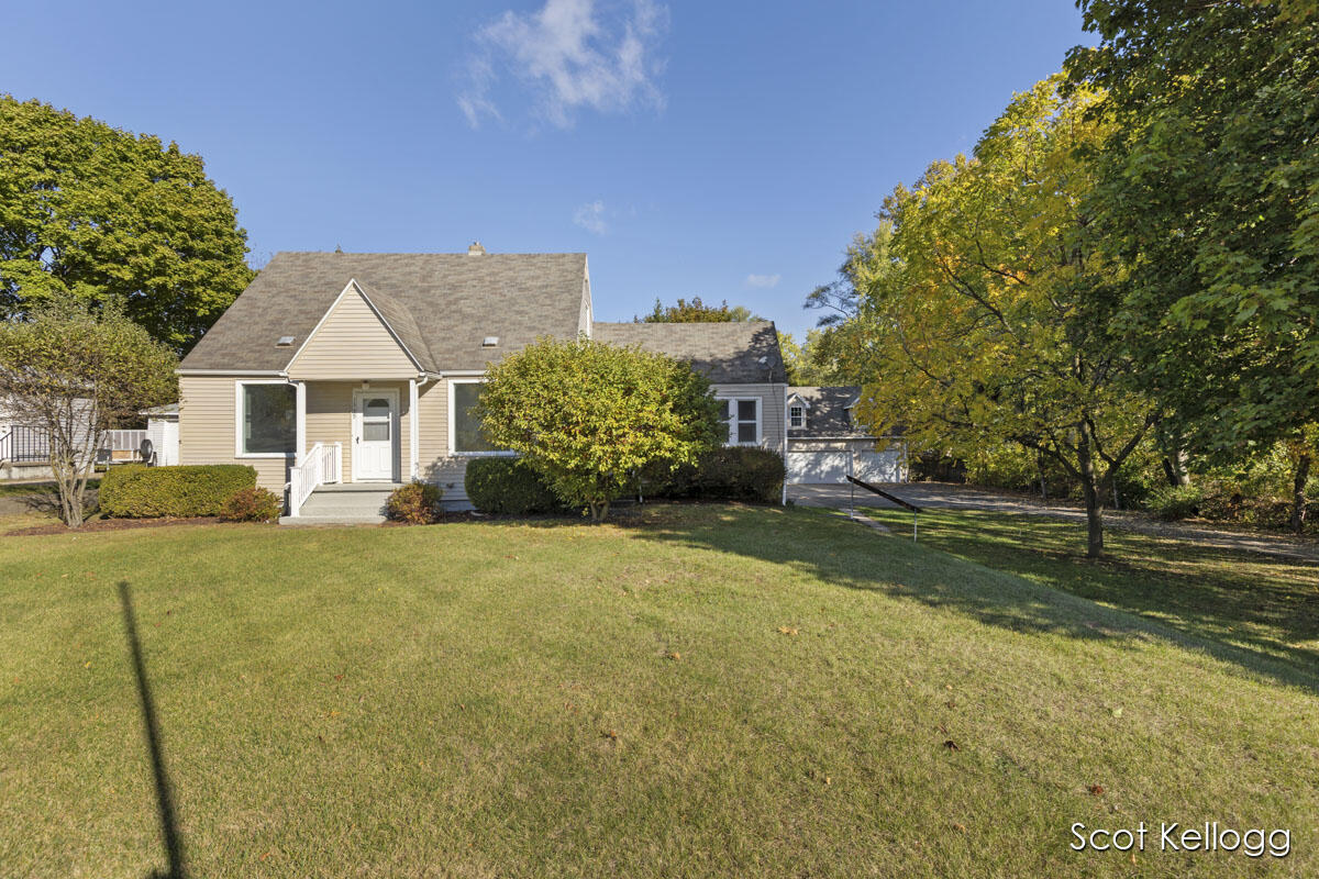 4 Mile Rd, Grand Rapids, MI 49525