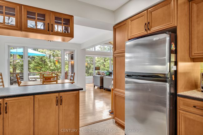 116 Brown Lane, House other with 3 bedrooms, 2 bathrooms and 5 parking in L'amable ON | Image 6