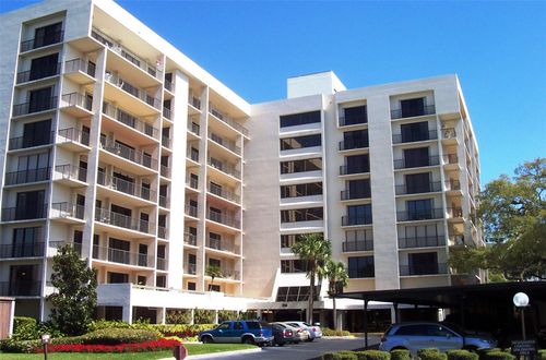 apt-507-150 Belleview Blvd, BELLEAIR, FL, 33756-1963 | Card Image