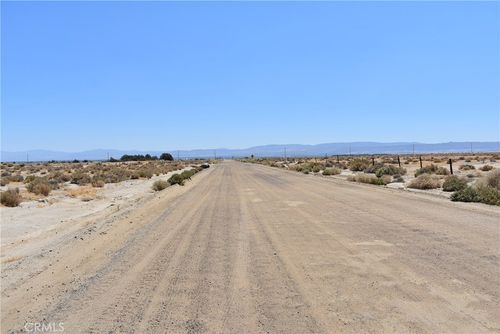 3000 W Avenue C8, Lancaster, CA, 93536 | Card Image