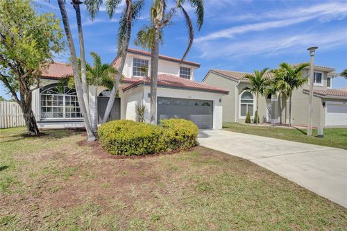 324 Sw 183rd Way, Pembroke Pines, FL, 33029 | Card Image