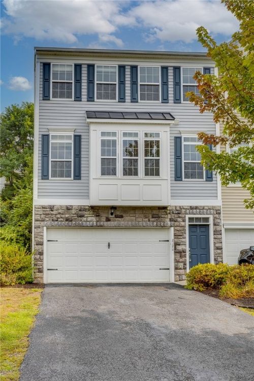 2128 Shawnee Dr, Washington, PA, 15301-5020 | Card Image