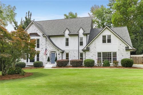 1655 Redbourne Dr, Sandy Springs, GA, 30350-5640 | Card Image