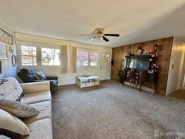 3 Joline Rd, House other with 3 bedrooms, 2 bathrooms and null parking in Kendall Park NJ | Image 4