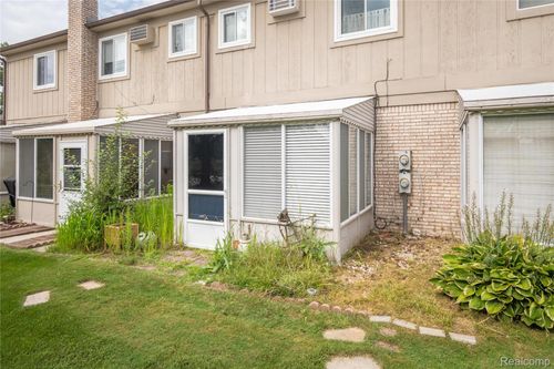 4-61021 Heritage Blvd, South Lyon, MI, 48178-1029 | Card Image