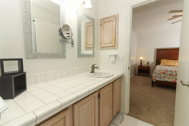 Primary Bathroom | Image 16