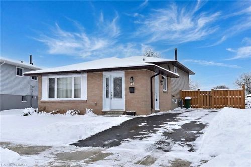 47 Odessa St, Stoney Creek, ON, L8J1A3 | Card Image