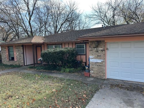 140 Brewster St, Robinson, TX, 76706-4628 | Card Image