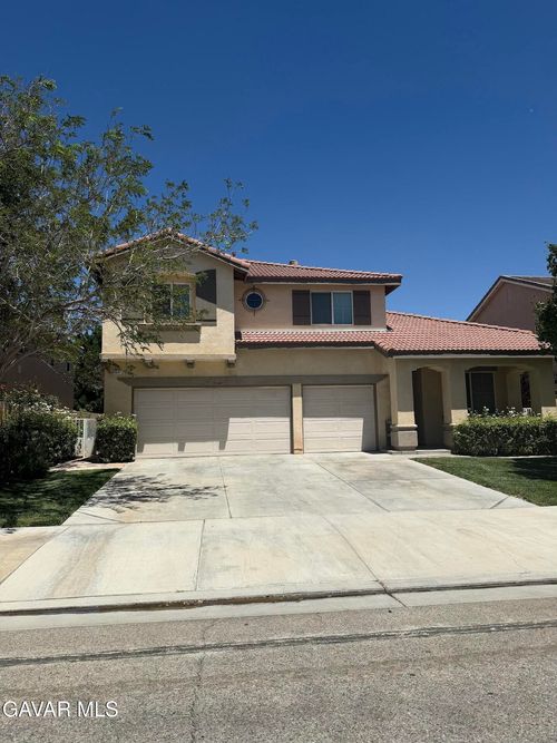 4647 W Avenue J13, Lancaster, CA, 93536-7177 | Card Image