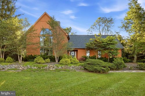 223 Fruit Orchard Dr, Capon Bridge, WV, 26711-9402 | Card Image