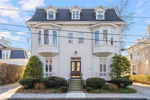 apt-7-67 Perry St, Newport, RI, 02840-4054 | Card Image