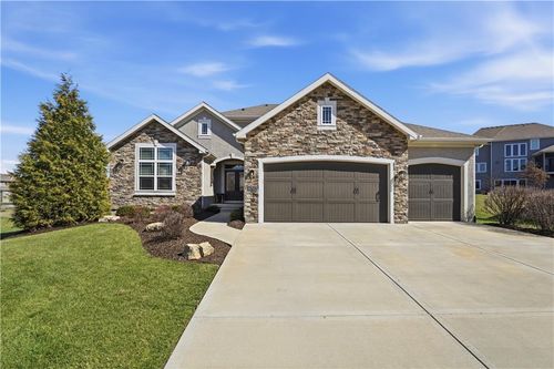 10702 W 171st Ter, Overland Park, KS, 66221-7891 | Card Image