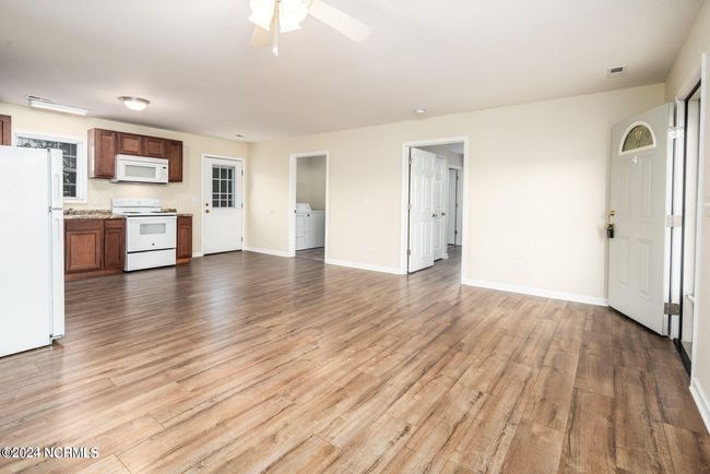 4876 Loop Rd, House other with 2 bedrooms, 2 bathrooms and 1 parking in Scranton NC | Image 6