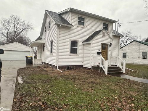 705 Nw 3rd St, Eagle Grove, IA, 50533-1011 | Card Image