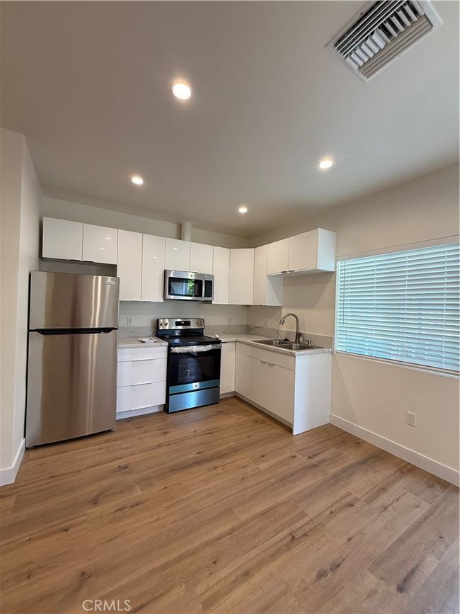 20132 Stagg St, House other with 1 bedrooms, 1 bathrooms and null parking in Winnetka CA | Image 4
