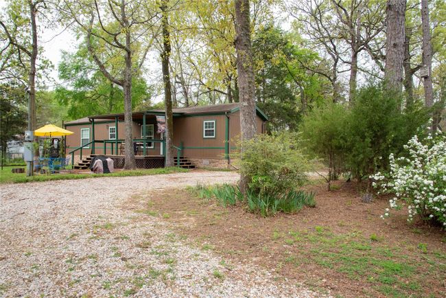 View of front of house as you enter the driveway | Image 6