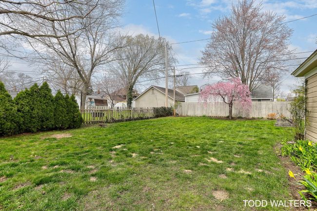 7-web-or-mls-251-w-21st-st | Image 7