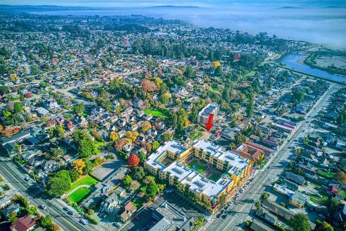 338 Ocean Street, Santa Cruz, CA, 95060 | Card Image